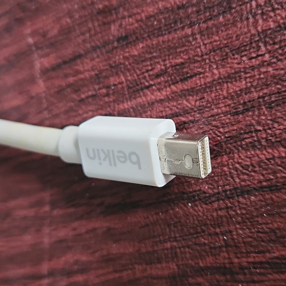 Belkin Mini DisplayPort to HDMI Adaptor, white - Picture 3 of 5